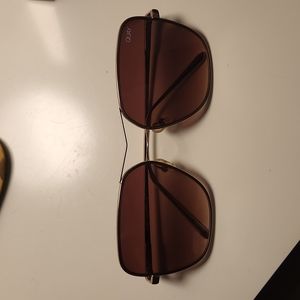 Quay Stop and stare sunglasses